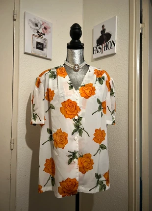 Chemise oversize fleurs orange vintage bohème, marque: Vintage Dressing, état: Très bon état, taille: XXXL / 46 / 18, 8,60 €, 9,73 € Protection acheteurs (Pro) incluse