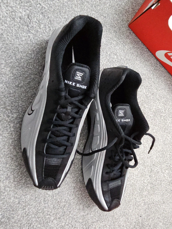 New boxed Nike Shox R4 Black Silver UK 10 Eur 45 Vinted