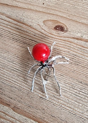 Broche original, staat: Nieuw zonder prijskaartje, € 7,00, € 8,05 inclusief Kopersbescherming