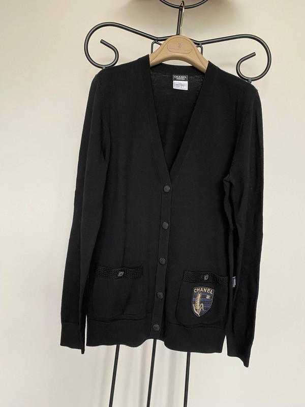 New Chanel black knit badged button up cardigan 100% wool S or small M 8 10 12 1