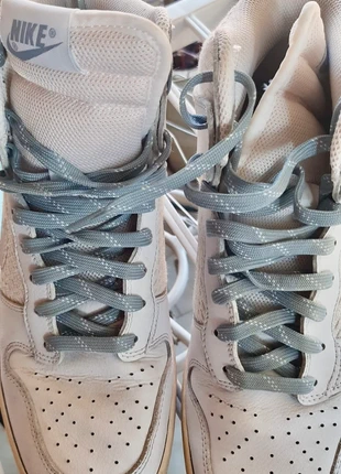 Scarpe Nike bianco/panna con tacco interno, marke: Nike, zustand: Sehr gut, größe: 39, 8,50 €, 9,63 € inklusive Vinted-Käuferschutz