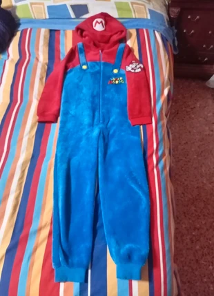 pijama enterizo 7/8años, marque: Super Mario, état: Très bon état, taille: 8 ans / 128 cm, 5,00 €, 5,95 € Protection acheteurs incluse