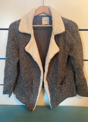 Gilet moumoute cache cache, marque: Cache Cache, état: Très bon état, taille: S / 36 / 8, 2,00 €, 2,80 € Protection acheteurs incluse