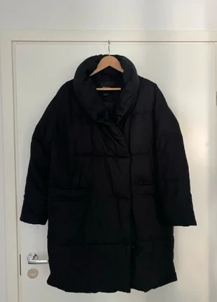 Musta muhkea Monki-talvitakki, marke: Monki, zustand: Sehr gut, größe: S / 36 / 8, 17,00 €, 18,55 € inklusive Vinted-Käuferschutz