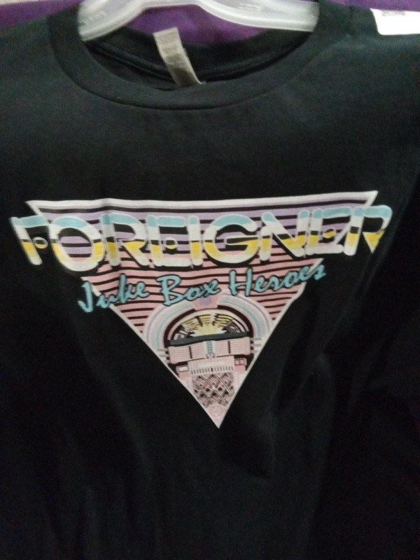 Men's foreigner.  T  nwt! 2