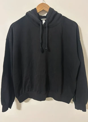 H&M Black Hoodie – Size M, brand: H&M, condition: Very good, size: M / UK 12-14, £3.00, £3.85 includes Buyer Protection