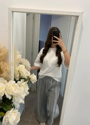 Jogging large gris, brand: Boutique indépendante, condizioni: Ottime, taglia: Taglia unica, €10.00, €11.20 include la Protezione acquisti