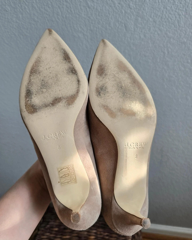 🌾J.Crew Nuede Suede Pump- size 8 4