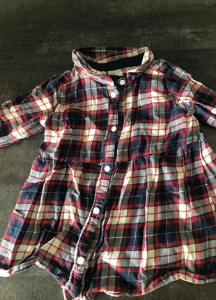 Tunique H&M, merk: H&M, staat: Heel goed, maat: 3-6 maanden / 62 cm, € 1,00, € 1,75 inclusief Kopersbescherming