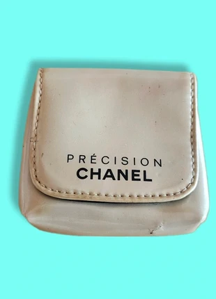 Chanel Precision mini purse, merk: Chanel, staat: Veelgebruikt, € 5,00, € 5,95 inclusief Kopersbescherming