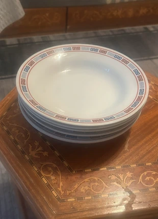 5 assiettes creuses, marque: aucune, état: Très bon état, 2,00 €, 2,80 € Protection acheteurs incluse