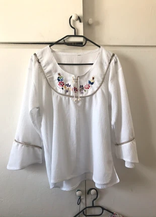 Haut vintage 70s bohème avec broderies t.44, marque: Vintage Dressing, état: Très bon état, taille: XXL / 44 / 16, 20,00 €, 21,70 € Protection acheteurs incluse