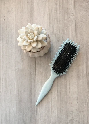 🤩 LA brosse virale démêlante et sculptante ! 🌀 Pour des boucles ultra définies !, merk: Boutique indépendante, staat: Nieuw met prijskaartje, € 10,90, € 12,15 inclusief Kopersbescherming