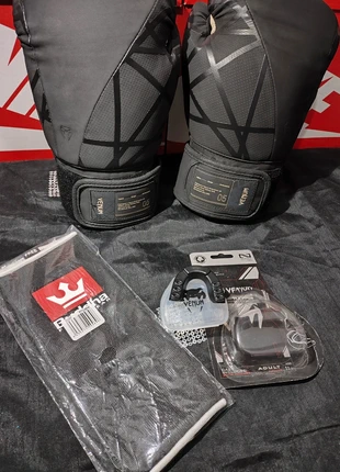 Pack Muay Thai Venum, brand: Venum, condizioni: Ottime, €49.00, €52.15 include la Protezione acquisti