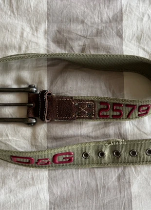 Vintage belt Dolce&Gabbana, marque: Dolce & Gabbana, état: Bon état, taille: 90 cm, 30,00 €, 32,20 € Protection acheteurs incluse