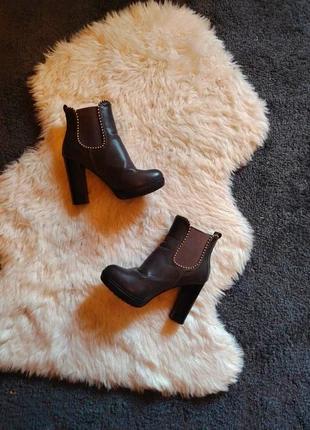 Bottine erynn pointure 37, brand: ERYNN, condizioni: Ottime, taglia: 37, €15.90, €17.40 include la Protezione acquisti