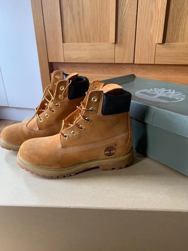 Size 3 online timberland boots cheap