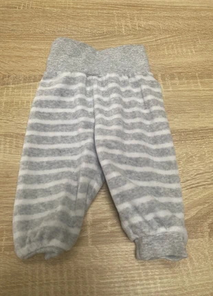 Pantalon fille, marque: Porter, état: Très bon état, taille: 3-6 mois / 62 cm, 1,00 €, 1,75 € Protection acheteurs incluse