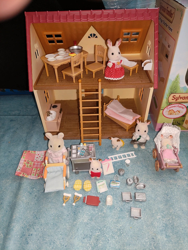 Maison Sylvanian Families Cosy Cottage starter home + figurines - S