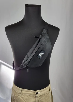 Banane noire Quiksilver vintage logo surf streetwear unisexe sac ceinture épaule réglable, marca: Quiksilver, estado: Muy bueno, 17,00 €, 18,55 € Protección al comprador Pro incluida