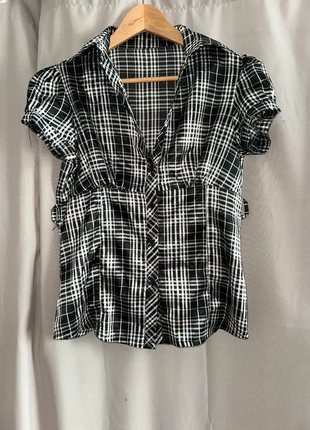 Blouse manches courtes satin à carreaux, brand: Inconnu, condizioni: Ottime, taglia: S / IT 40 / EU 36, €3.00, €3.85 include la Protezione acquisti
