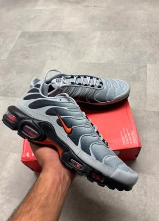 Nike air max plus, marque: Nike, état: Neuf sans étiquette, taille: 46, 99,00 €, 104,65 € Protection acheteurs incluse