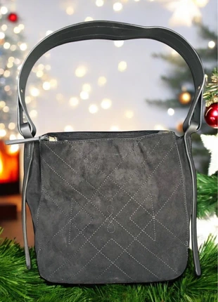 Sac à main noir velours Parfois, marque: Parfois, état: Très bon état, 5,00 €, 5,95 € Protection acheteurs incluse