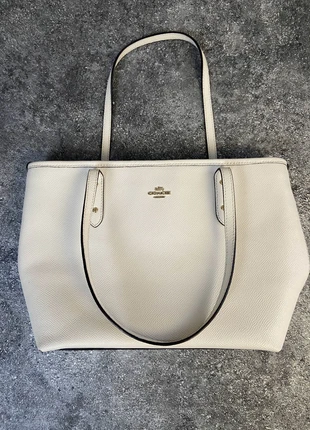 Sac à main en cuir grainé Coach New York Femme blanc cassé crème logo Or, brand: Coach, condition: Very good, €79.90, €84.60 includes Buyer Protection