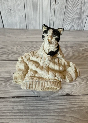 Castle Gifts Kitten Tales Kitten in Sweater 1998 Kitsch Ornament Cat Lover, condition: Very good, £10.00, £11.20 includes Buyer Protection Pro