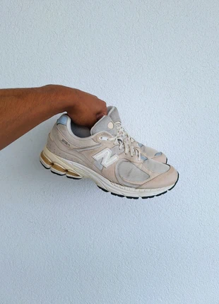 New Balance 2002R - Beige Blanc, marke: New Balance, zustand: Sehr gut, größe: 44, 40,00 €, 42,70 € beinhaltet Vinted-Käuferschutz Pro
