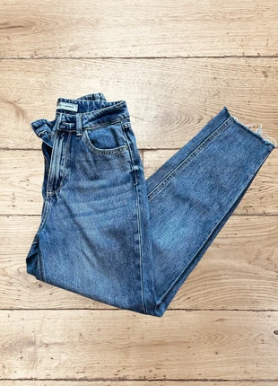 Jean mom bleu Pimkie, marque: Pimkie, état: Très bon état, taille: XS / 34 / 6, 8,00 €, 9,10 € Protection acheteurs incluse