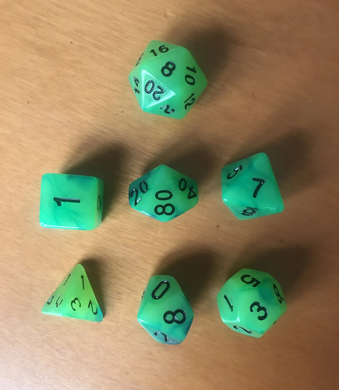 Set 7 Dadi Verdi fluorescenti al buio + bonus / 7 Dice Set Green Glow-in-the-dark + bonus 2