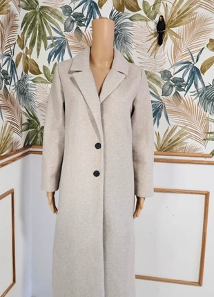 Woman coat beige zara, merk: Zara, staat: Heel goed, maat: M / 38 / 10, € 26,00, € 28,00 inclusief Kopersbescherming