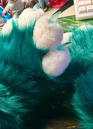 pattes/main fursuit, estado: Novo sem etiquetas, tamanho: Tamanho único, €35.00, €37.45 inclui Proteção do Comprador