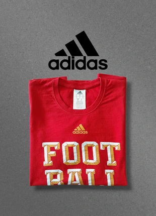 T-shirt Adidas X Bayern München Champions League 2013 Red Size S, marke: adidas, zustand: Sehr gut, größe: S, 8,99 €, 10,14 € inklusive Vinted-Käuferschutz