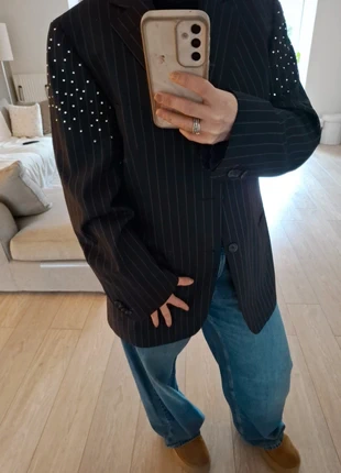 Vintage oversized pinstripe blazer with strass, merk: Vintage, staat: Heel goed, maat: L / 40 / 12, € 32,99, € 35,34 inclusief Kopersbescherming Pro