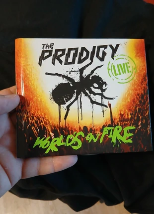 The Prodigy LIVE world's on fire cd et dvd, estado: Novo sem etiquetas, €7.00, €8.05 inclui Proteção do Comprador