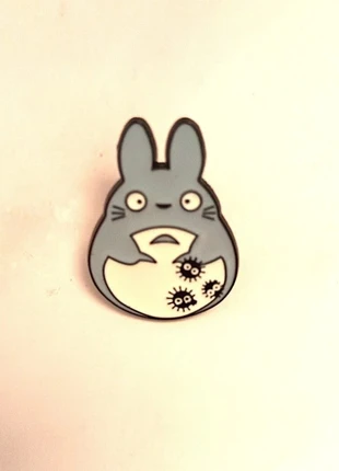 Pin's Totoro & Noiraudes – Studio Ghibli Collector, marque: Totoro, état: Très bon état, 6,00 €, 7,00 € Protection acheteurs incluse