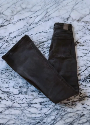 Black flared jeans, marca: Bershka, estado: Muito bom, tamanho: XXS / 32 / 4, €12.00, €13.30 inclui Proteção do Comprador