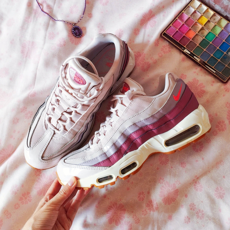 Nike air max 95 og rose sales