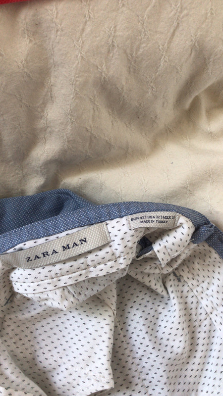 Pantalón azul con puntos blancos Zara -