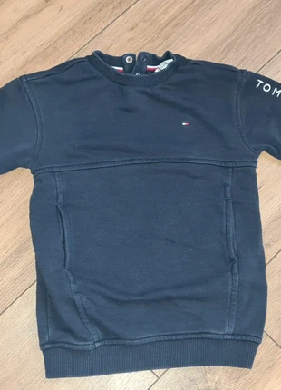 Robe Sweat , marke: Tommy Hilfiger, zustand: Sehr gut, größe: 18–24 Monate / 86, 15,00 €, 16,45 € inklusive Vinted-Käuferschutz