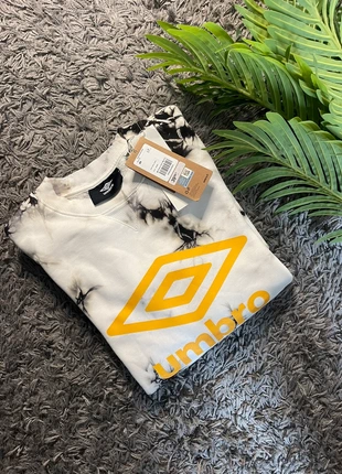 Pull Umbro, marque: Umbro, état: Neuf avec étiquette, taille: XS, 15,00 €, 16,45 € Protection acheteurs incluse