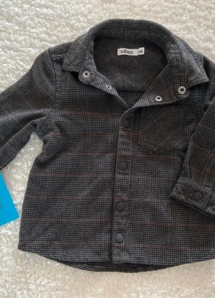 Veste à boutons, petits carreaux bébé 12 mois, merk: Gémo, staat: Heel goed, maat: 9-12 maanden / 74 cm, € 4,00, € 4,90 inclusief Kopersbescherming
