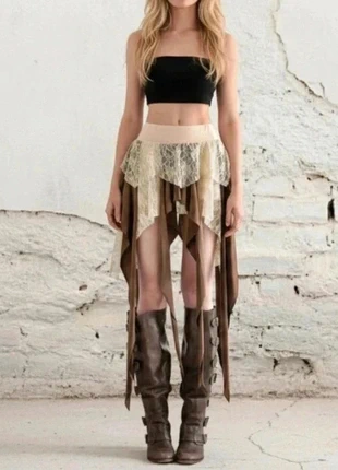 Jupe ferrycore longue asymétrique en dentelle blanche taille M38 rétro style vintage Y2K, brand: Studio d'orsey, condition: Very good, size: M / 38 / 10, €29.90, €32.10 includes Buyer Protection