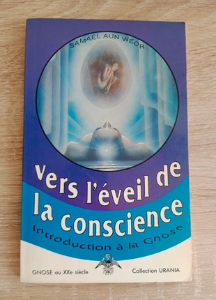Vers l'éveil de la conscience de Samaël Aun Weor, staat: Heel goed, € 59,00, € 62,65 inclusief Kopersbescherming