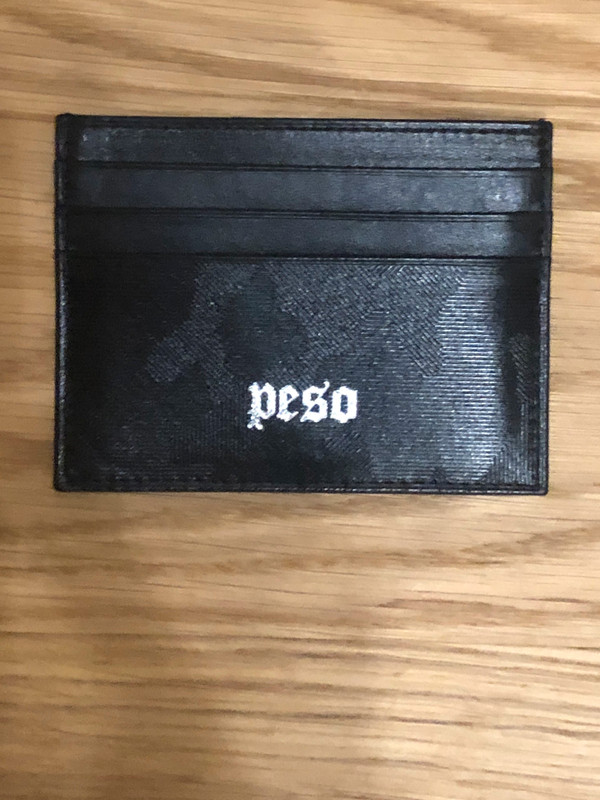 PESO Cardholder Vinted