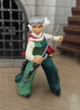 Lot chevalier, condition: Satisfactory, size: 6 years / 116 cm, €1.50, €2.28 includes Buyer Protection