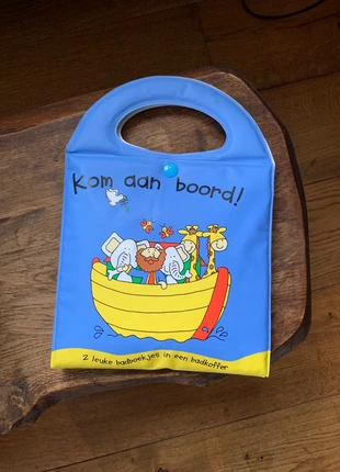 Badboekjes ark van Noach nieuwstaat , merk: Ark Media, staat: Heel goed, maat: 9-12 maanden / 74 cm, € 3,00, € 3,85 inclusief Kopersbescherming