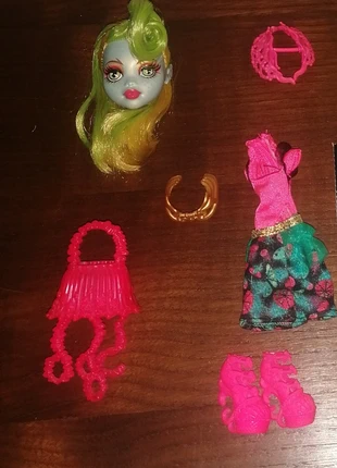 Monster High LagoonaFire Freaky Fusion Accessories, état: Très bon état, taille: Taille unique, 12,00 €, 13,30 € Protection acheteurs incluse